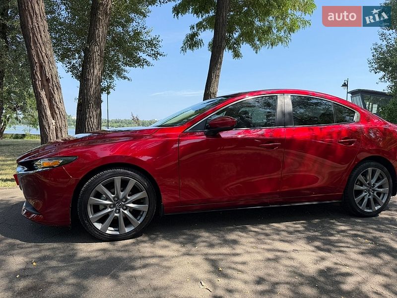 Седан Mazda 3 2024 в Киеве