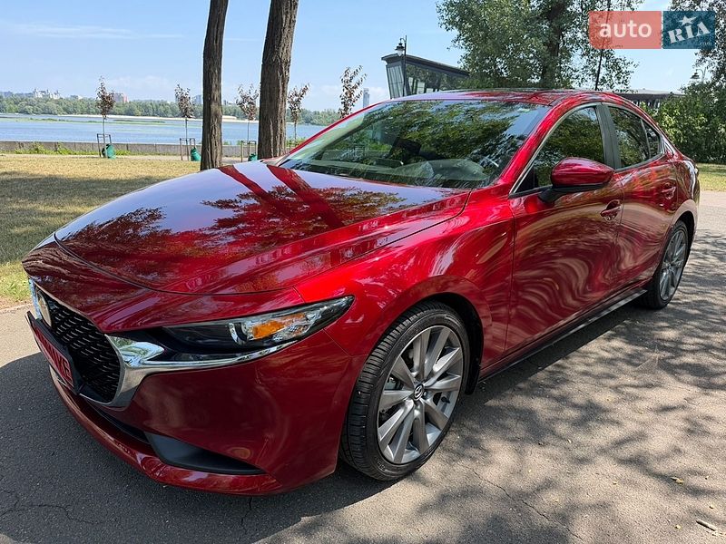Седан Mazda 3 2024 в Киеве