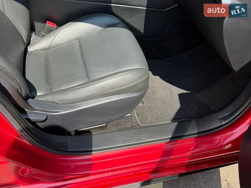 Седан Mazda 3 2024 в Киеве