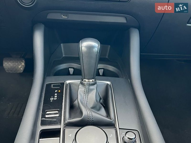 Седан Mazda 3 2019 в Львові