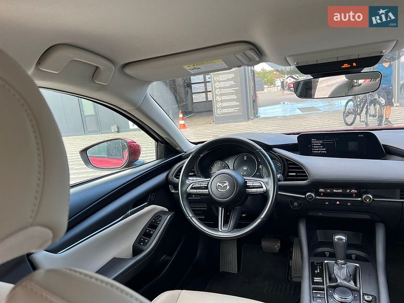 Седан Mazda 3 2019 в Львові