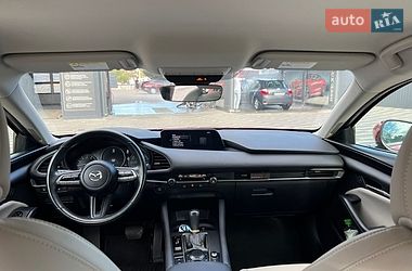 Седан Mazda 3 2019 в Львові