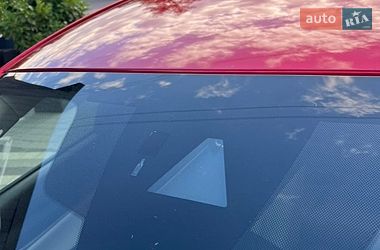 Седан Mazda 3 2019 в Львові