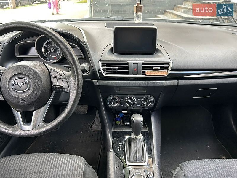 Седан Mazda 3 2016 в Полтаве фото 12 Седан Mazda 3 2016 в Полтаве