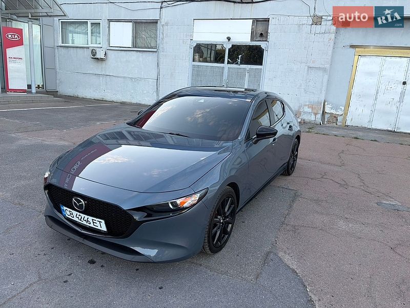 Хетчбек Mazda 3 2023 в Чернігові
