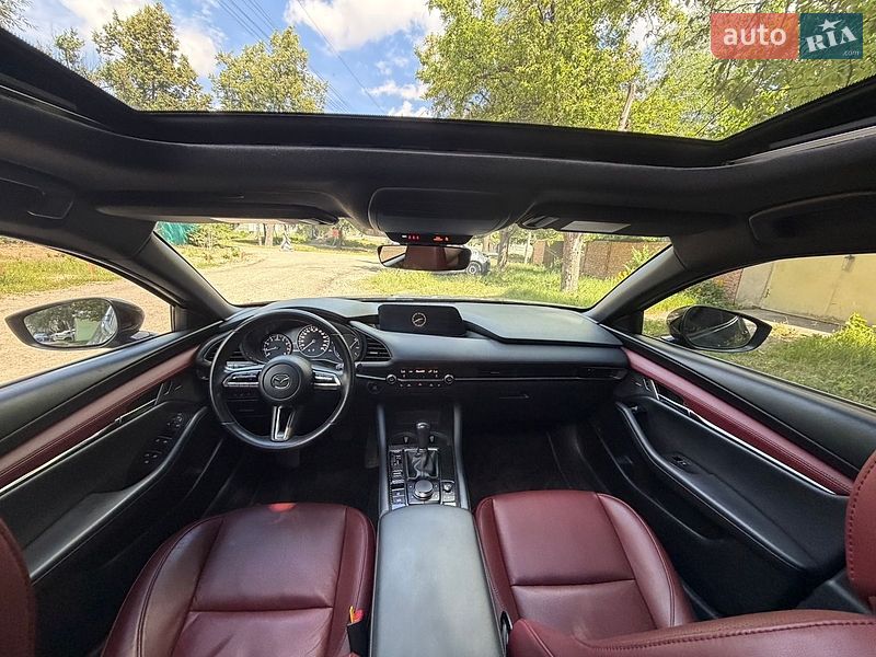 Хетчбек Mazda 3 2023 в Чернігові