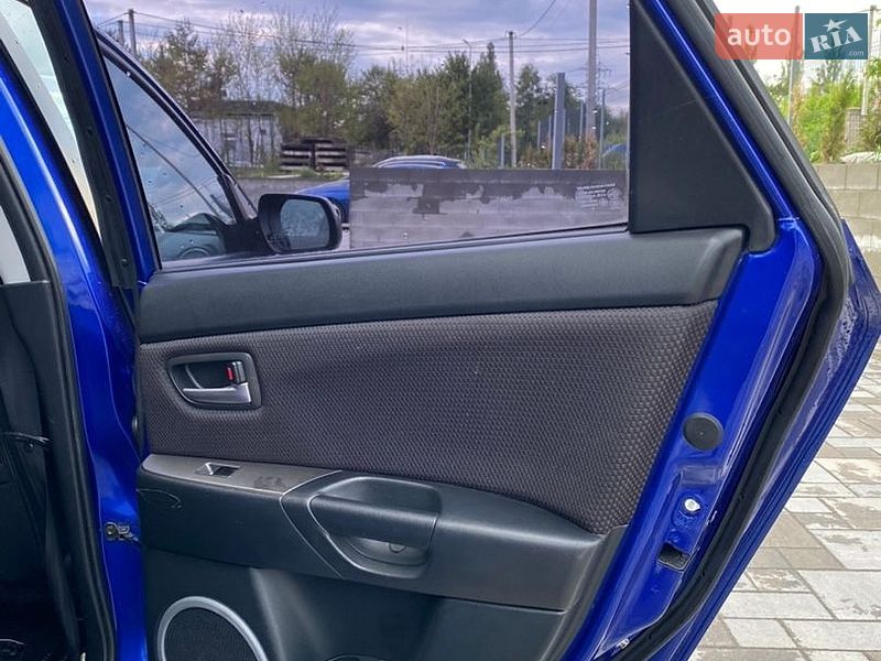 Хетчбек Mazda 3 2007 в Рівному