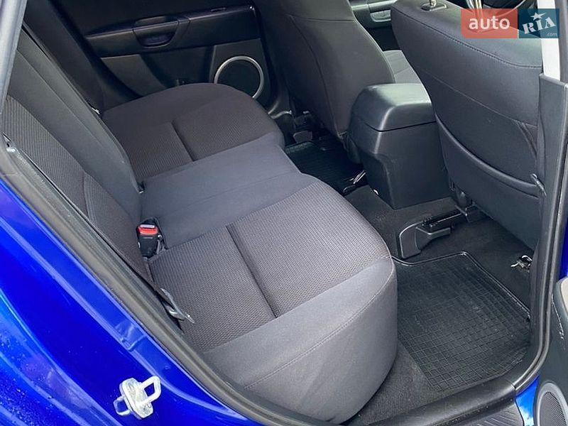 Хетчбек Mazda 3 2007 в Рівному