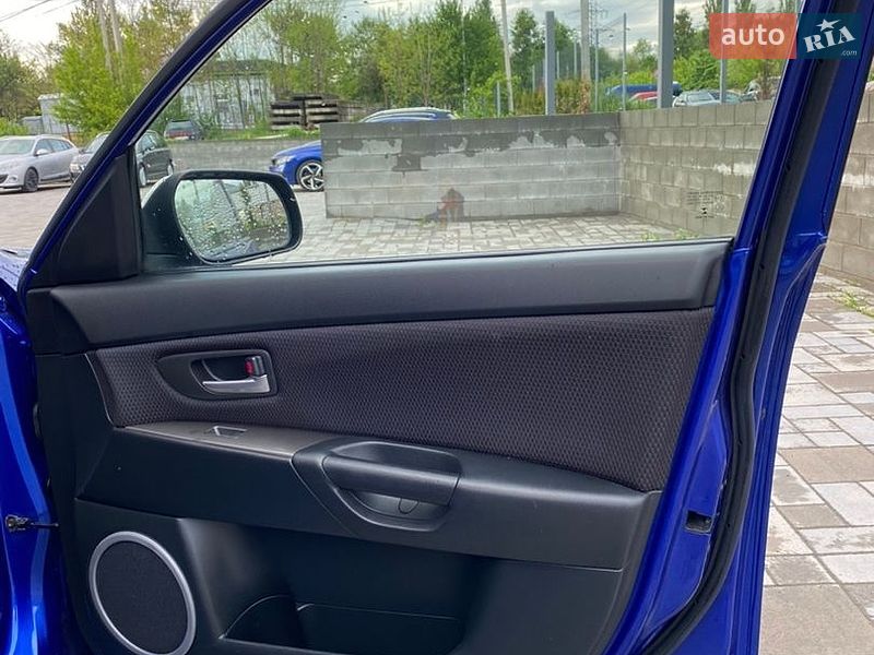 Хетчбек Mazda 3 2007 в Рівному