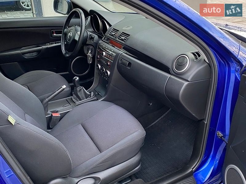 Хетчбек Mazda 3 2007 в Рівному