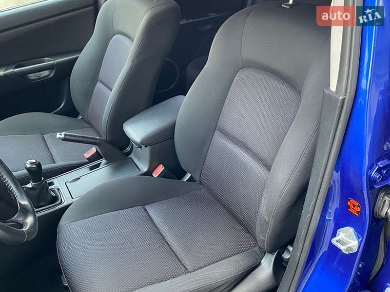 Хетчбек Mazda 3 2007 в Рівному