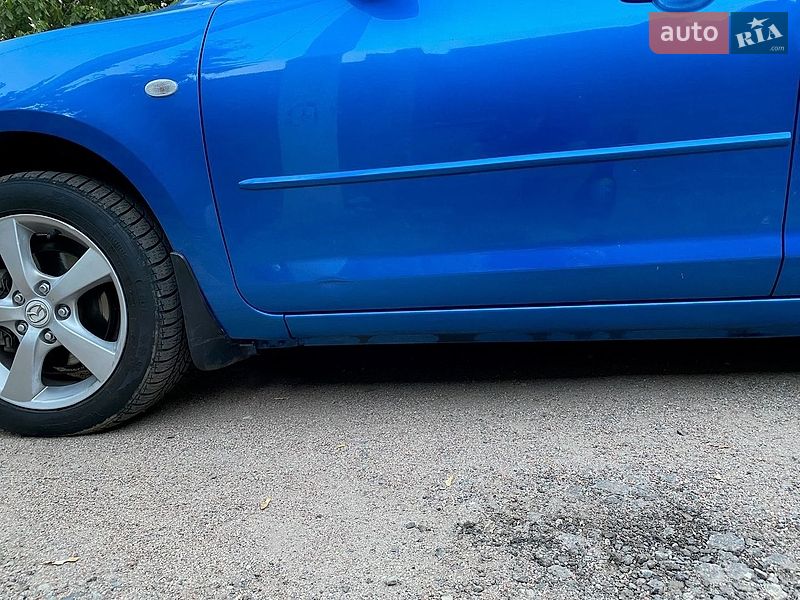 Седан Mazda 3 2005 в Кропивницком