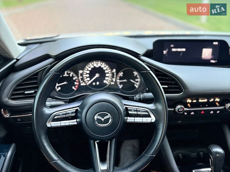 Седан Mazda 3 2020 в Киеве