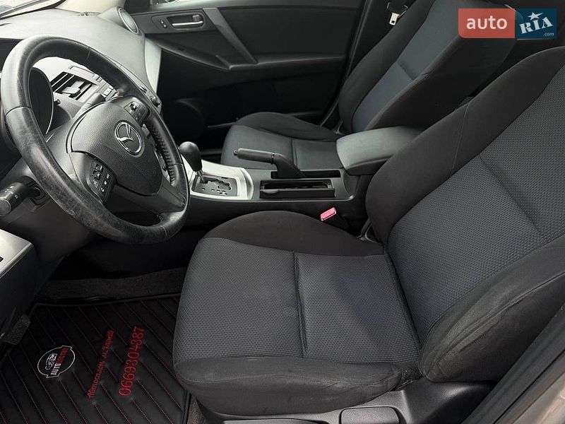 Седан Mazda 3 2010 в Харкові