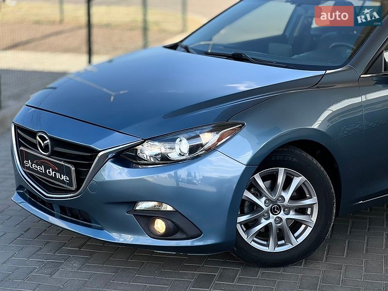 Хэтчбек Mazda 3 2016 в Николаеве
