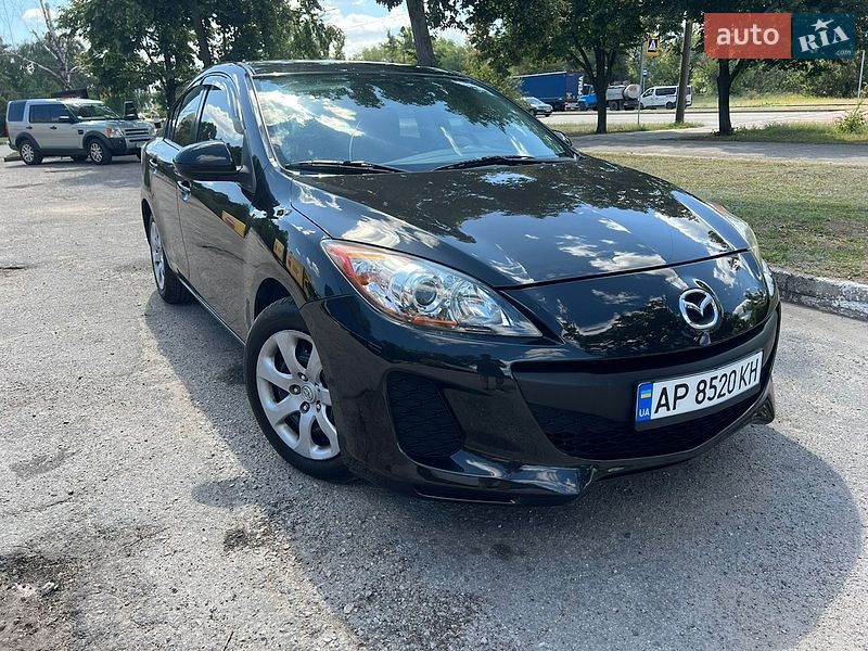 Седан Mazda 3 2011 в Запоріжжі