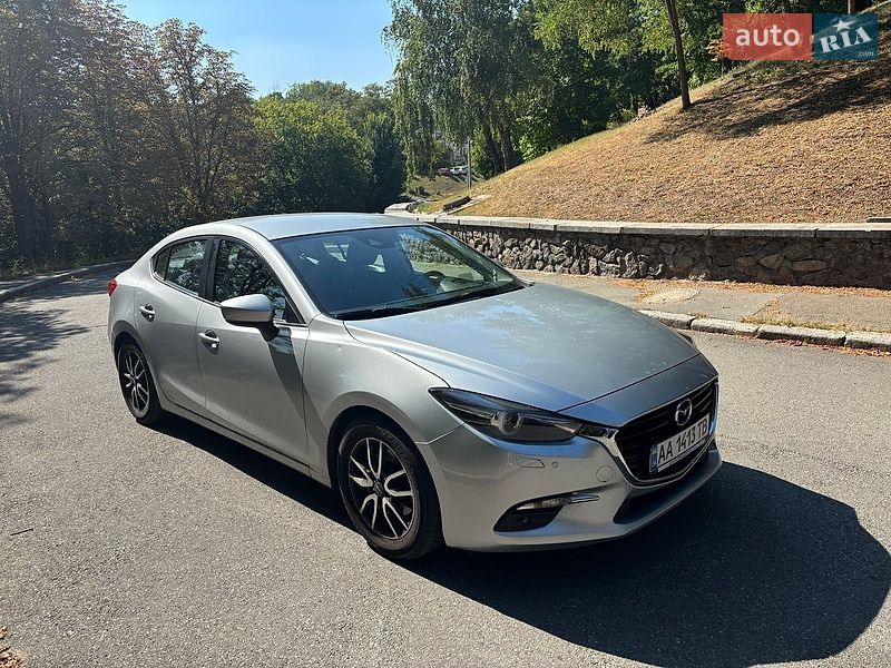 Седан Mazda 3 2017 в Києві