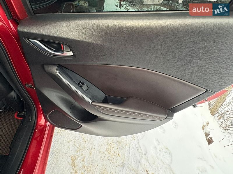 Седан Mazda 3 2018 в Харкові