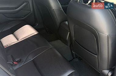 Седан Mazda 3 2021 в Днепре