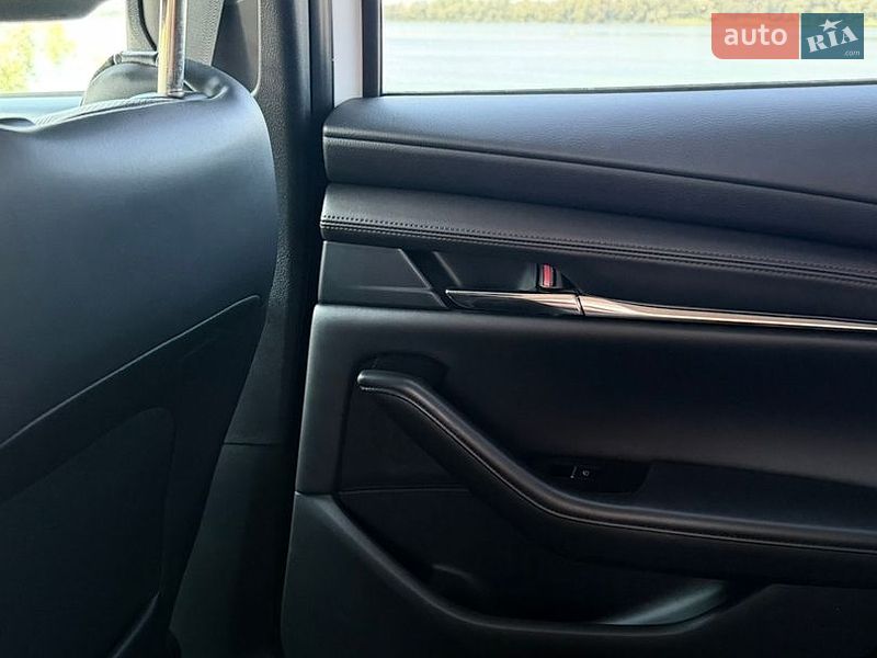 Седан Mazda 3 2021 в Днепре
