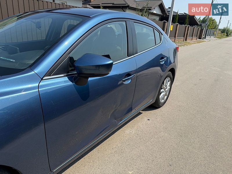 Седан Mazda 3 2017 в Києві
