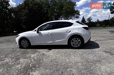 Хэтчбек Mazda 3 2014 в Днепре
