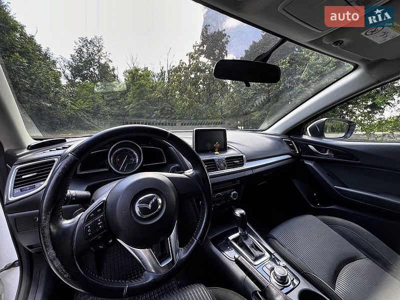 Хетчбек Mazda 3 2014 в Дніпрі