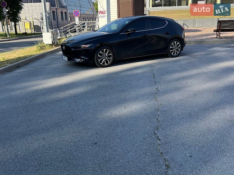 Mazda 3 2019