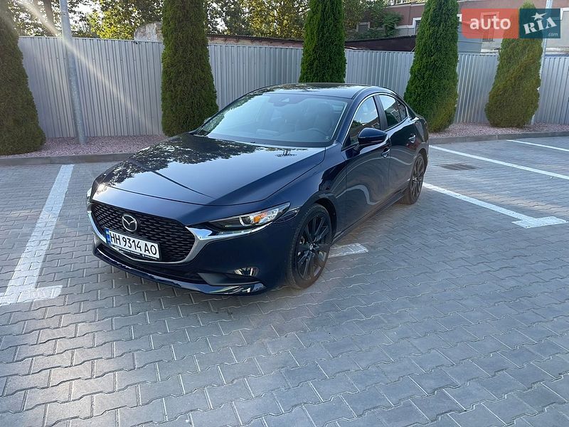 Mazda 3, фото з оголошення