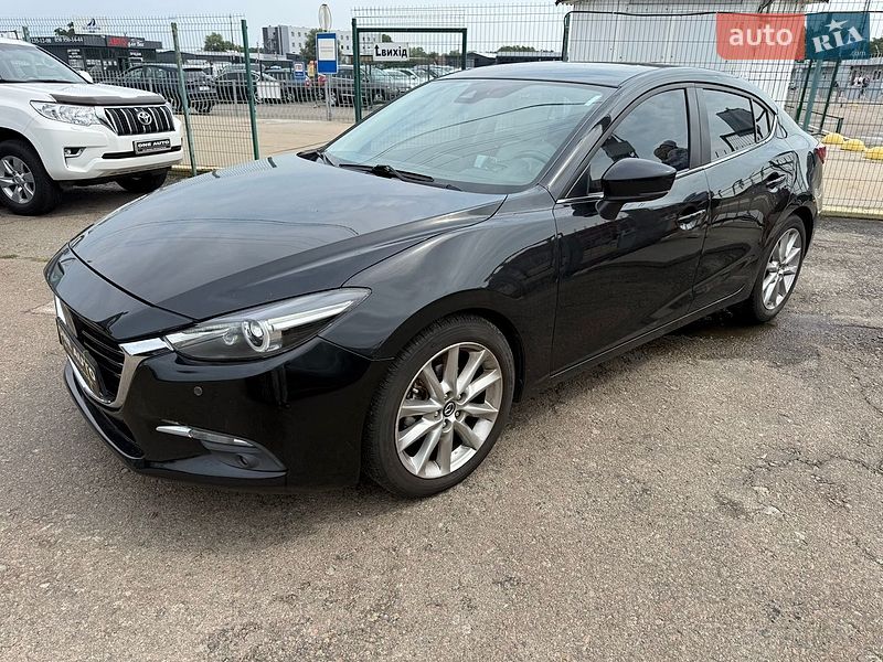 Седан Mazda 3 2016 в Києві
