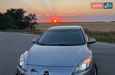 Хэтчбек Mazda 3 2009 в Бобринце