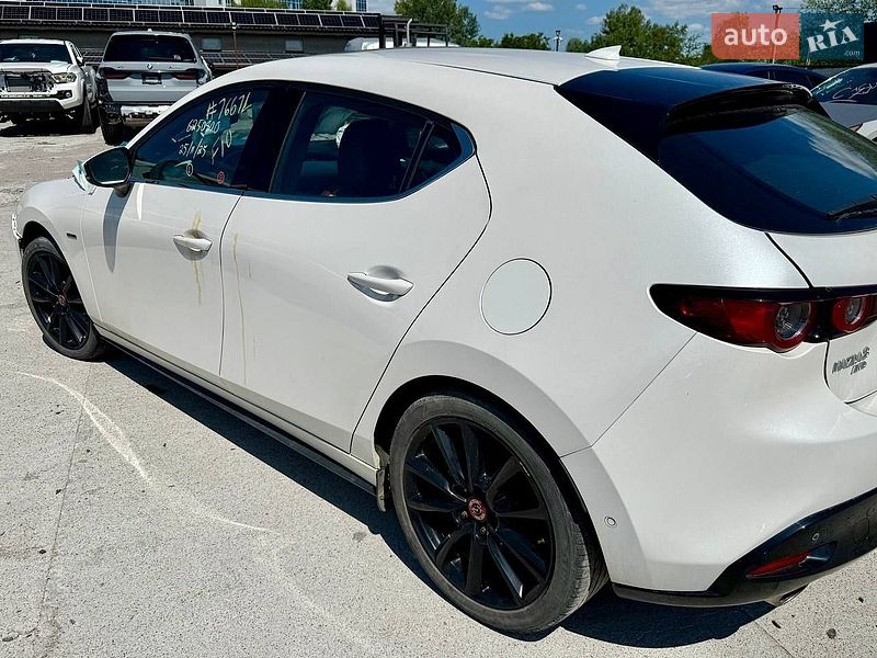 Хетчбек Mazda 3 2020 в Києві