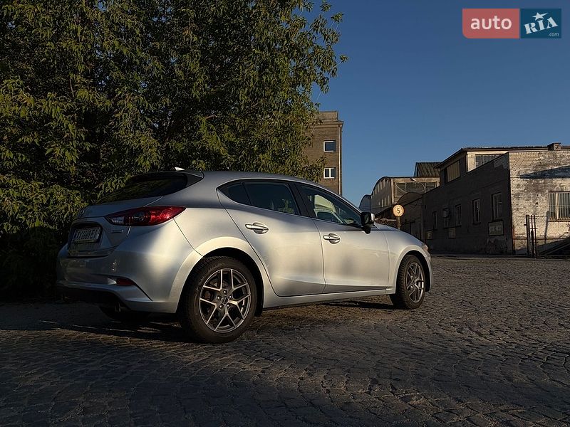 Хетчбек Mazda 3 2016 в Львові фото 2 Хетчбек Mazda 3 2016 в Львові