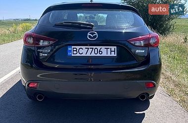 Хэтчбек Mazda 3 2015 в Львове