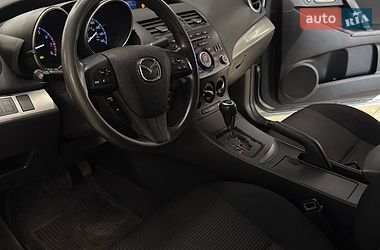 Седан Mazda 3 2013 в Николаеве
