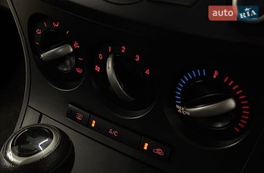 Седан Mazda 3 2013 в Николаеве