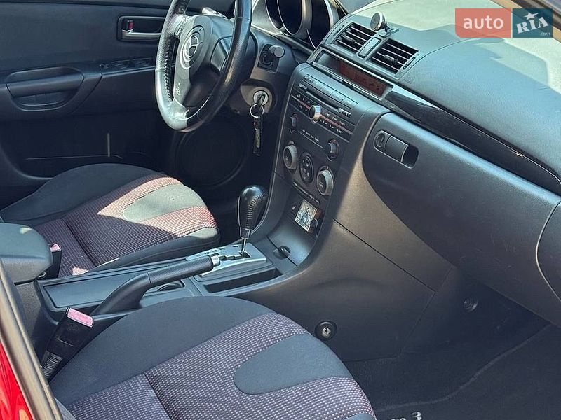 Седан Mazda 3 2006 в Дніпрі