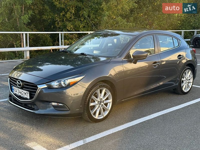 Хэтчбек Mazda 3 2016 в Киеве