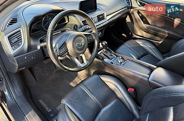 Хэтчбек Mazda 3 2016 в Киеве