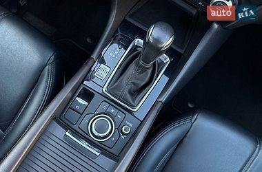 Хэтчбек Mazda 3 2016 в Киеве