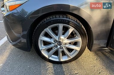 Хэтчбек Mazda 3 2016 в Киеве