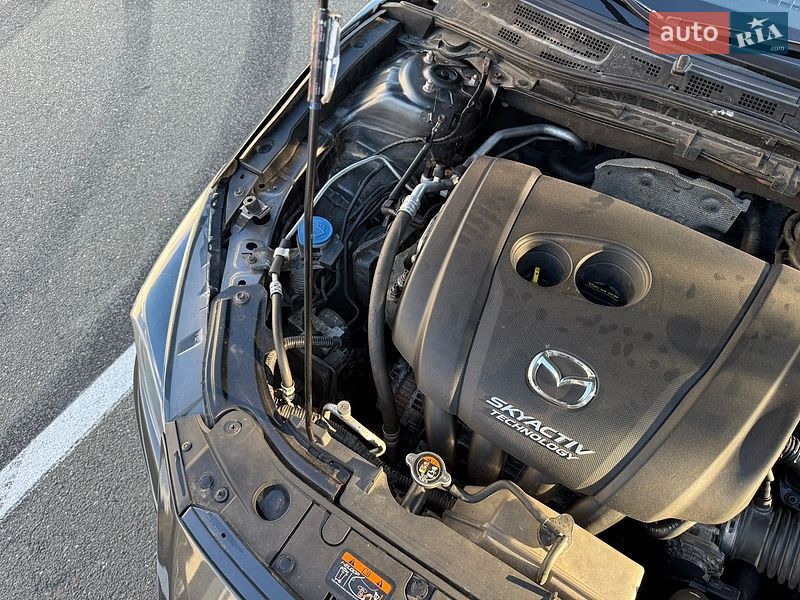 Хэтчбек Mazda 3 2016 в Киеве