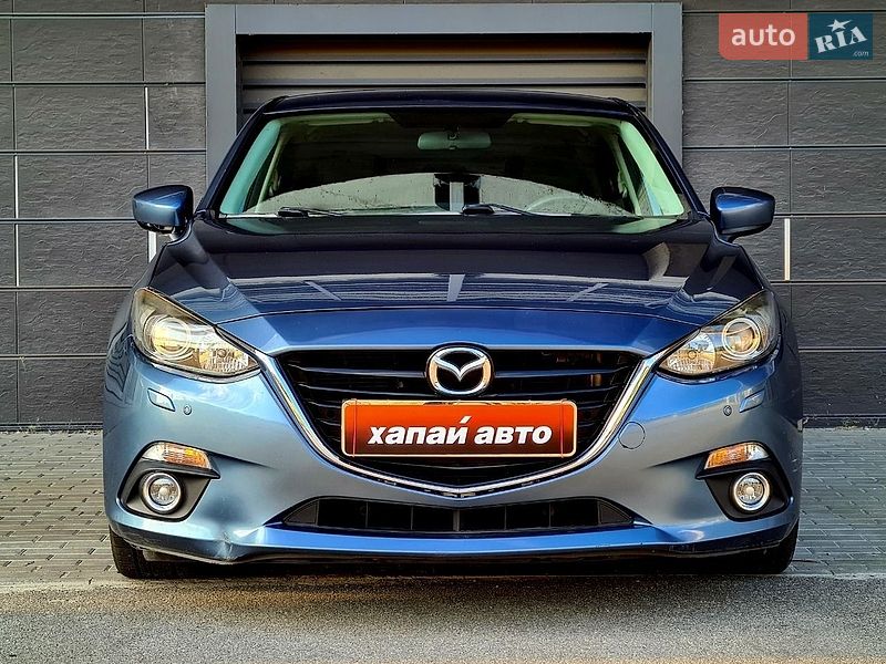 Седан Mazda 3 2013 в Киеве фото 2 Седан Mazda 3 2013 в Киеве