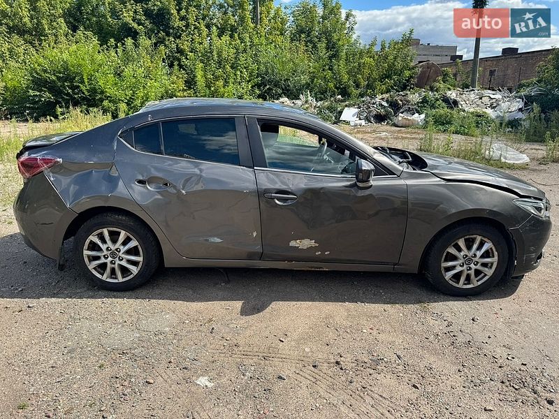 Седан Mazda 3 2016 в Киеве