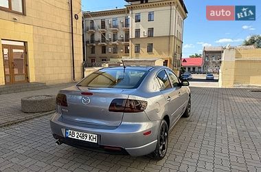 Седан Mazda 3 2004 в Запоріжжі