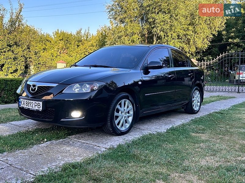 Седан Mazda 3 2008 в Киеве