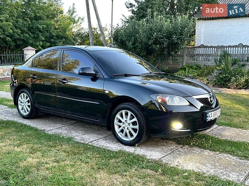 Седан Mazda 3 2008 в Киеве