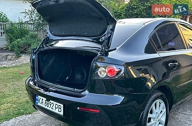 Седан Mazda 3 2008 в Киеве