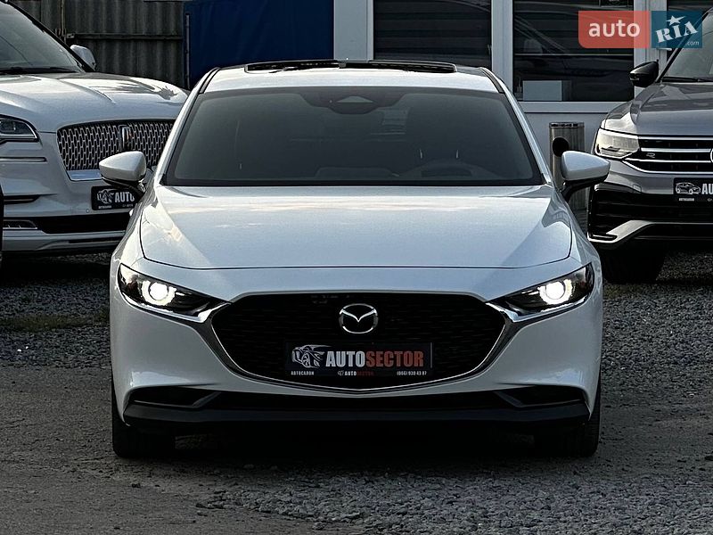 Хетчбек Mazda 3 2024 в Харкові
