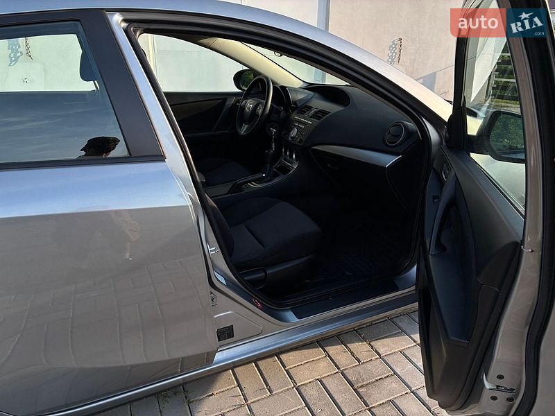 Хетчбек Mazda 3 2009 в Білій Церкві фото 10 Хетчбек Mazda 3 2009 в Білій Церкві